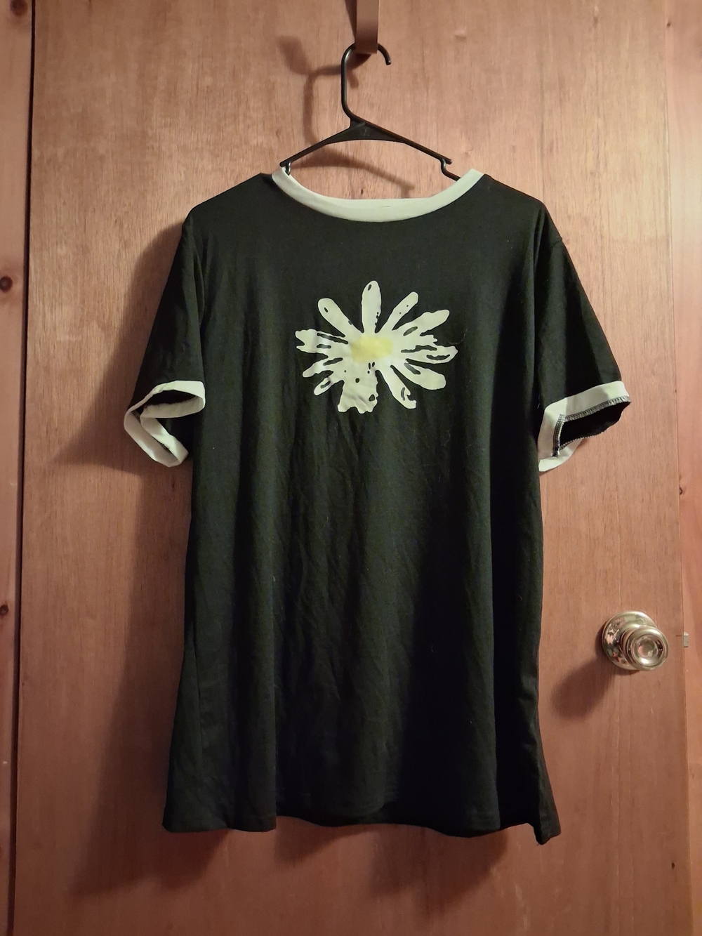 MISSLOOK Black Ringer Tee with Pale Yellow Floral Graphic